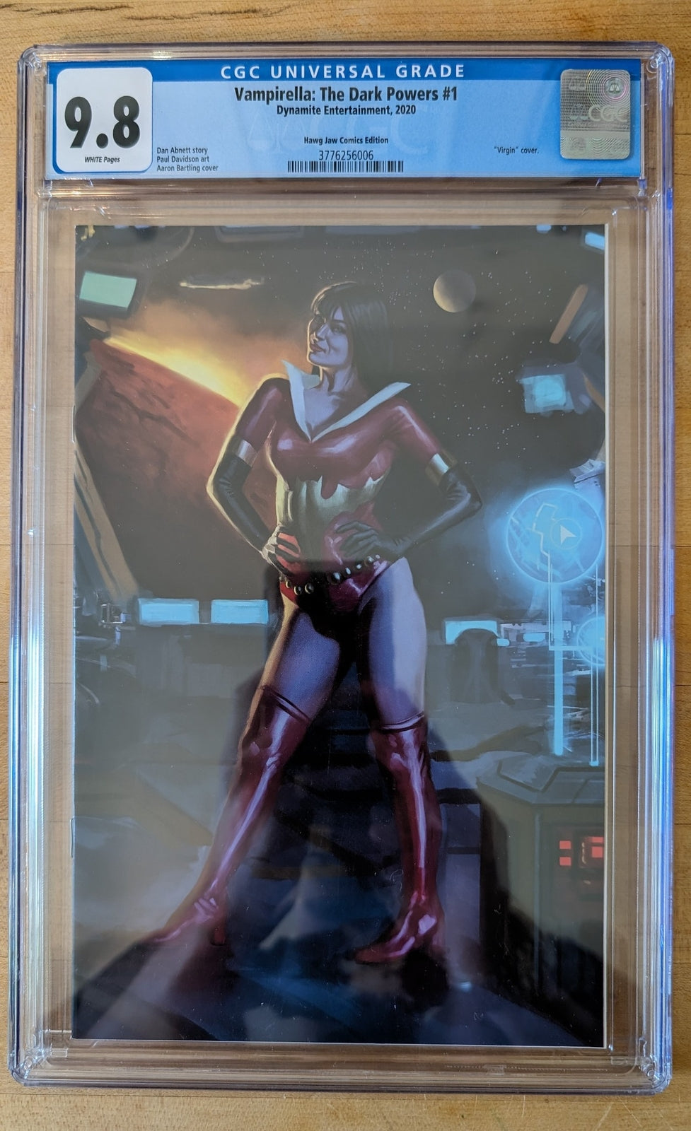 Vampirella Dark Powers #1 CGC 9.8 Aaron Bartling Virgin Variant (LF005)