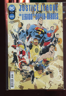 Justice League vs The Legion of Super-Heroes #1 VF/NM Key Massive Sale J140
