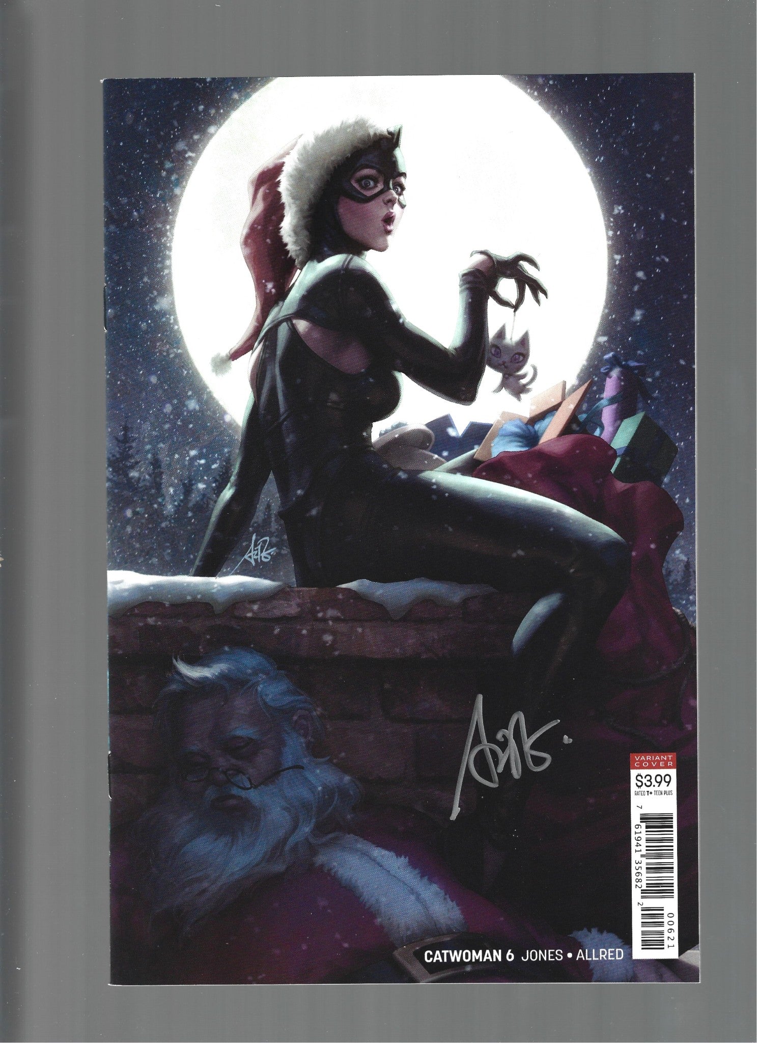 Catwoman #6 Stanley ARTGERM Cover, Signed by Artgerm VF/NM (LF007)
