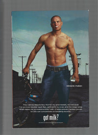 IDENTITY CRISIS #4 Signed by Brad Meltzer  VF/VF+  (LF007)