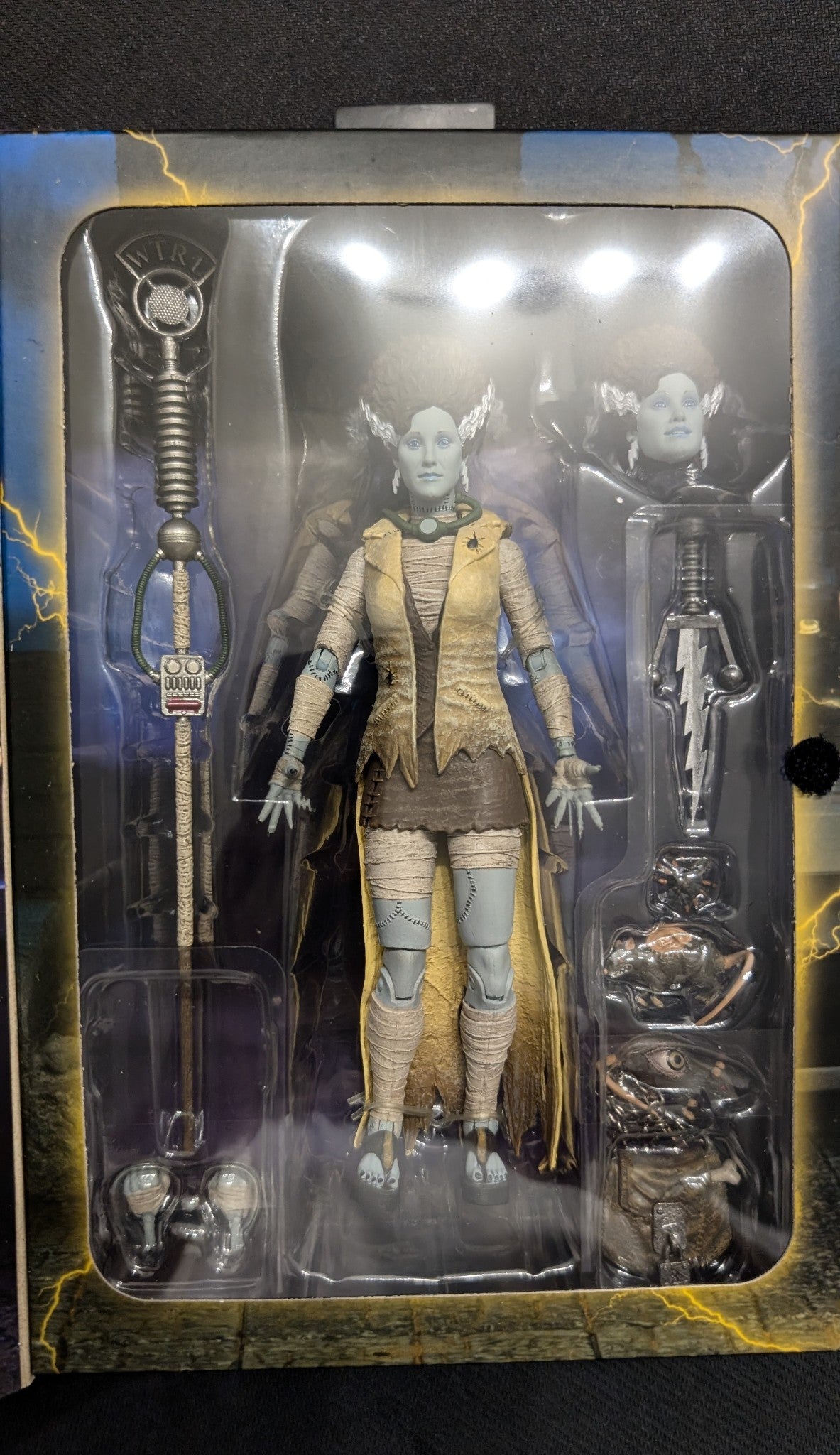 NECA TMNT X Universal Monsters April O'Neal The Bride of Frankenstein NIB(TY001)