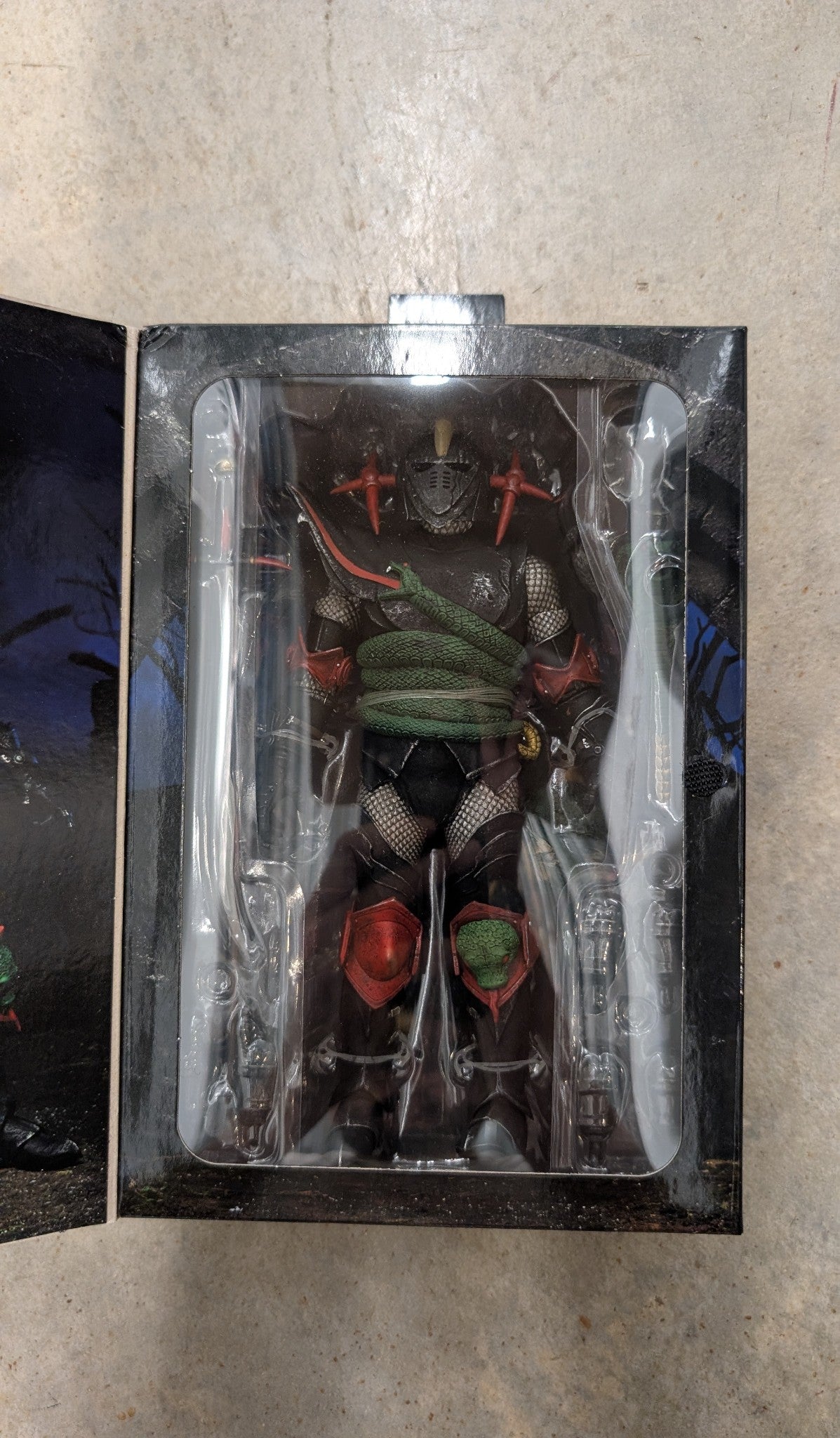 NECA Dungeons and Dragons Ultimate Grimsword (ty006)