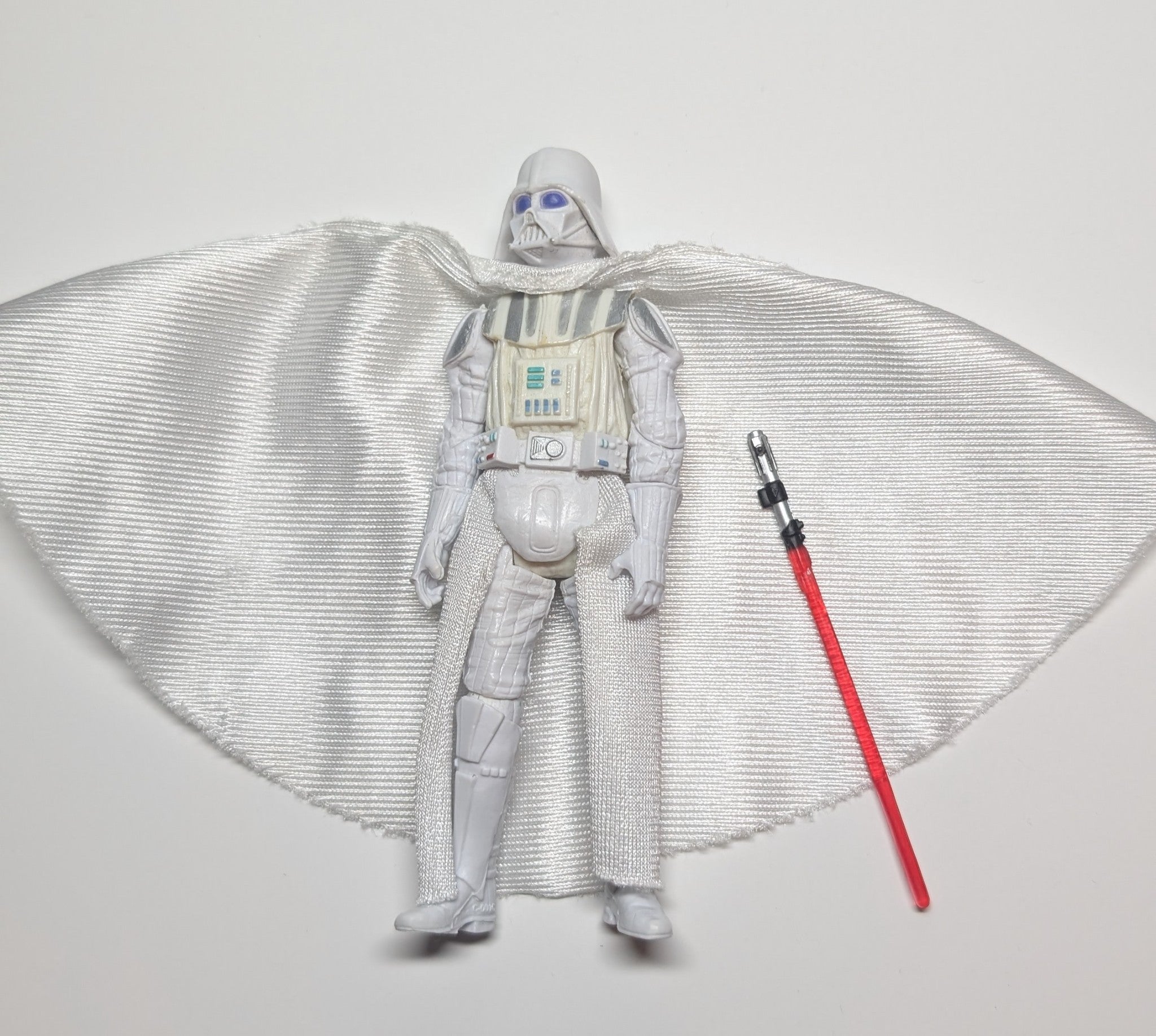 2004 Hasbro Star Wars TLC White Darth Vader 3.75" Action Figure Complete (T007)