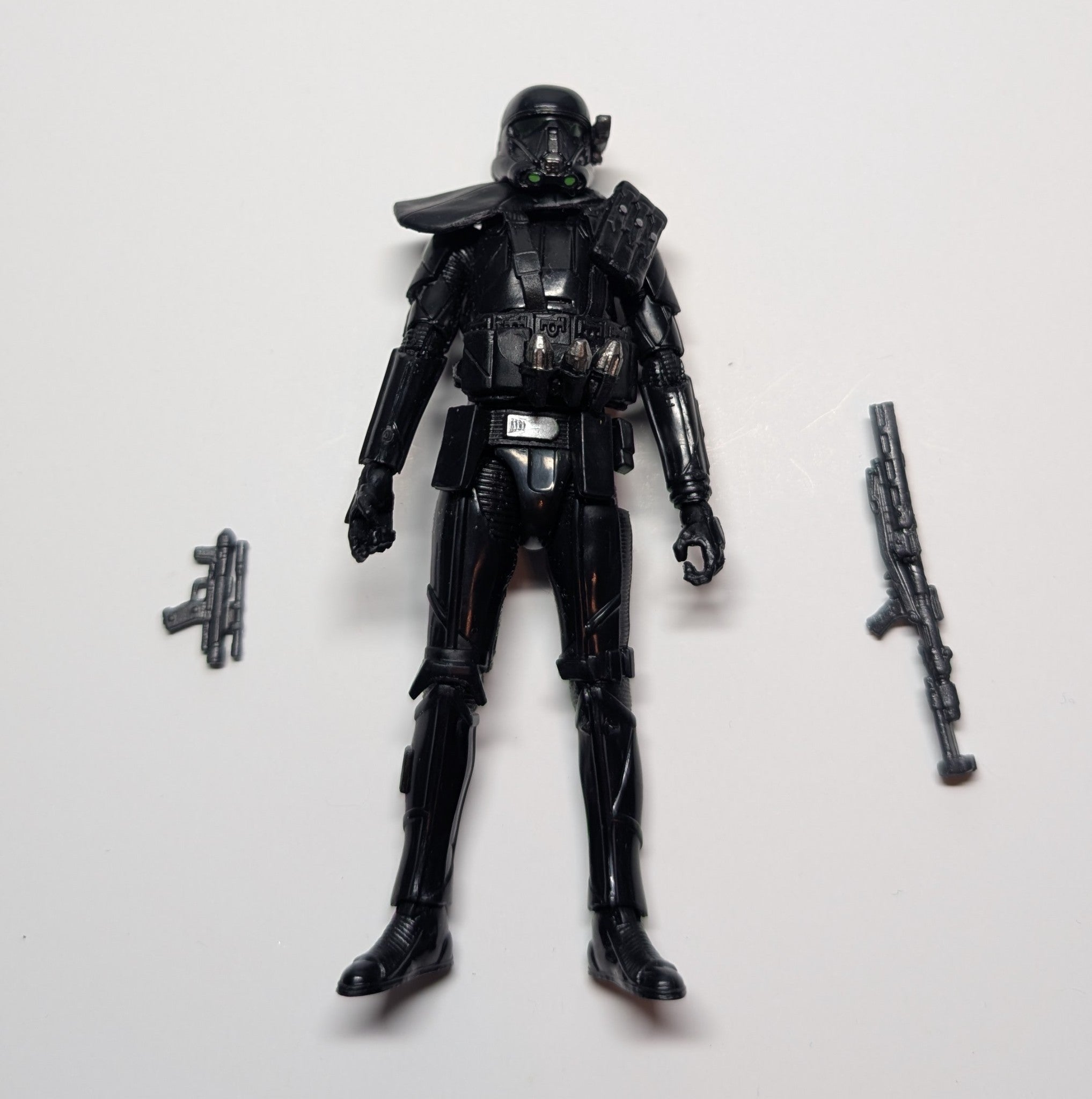 Star Wars Vintage Collection Imperial Death Trooper VC127 3.75" LOOSE (T007)
