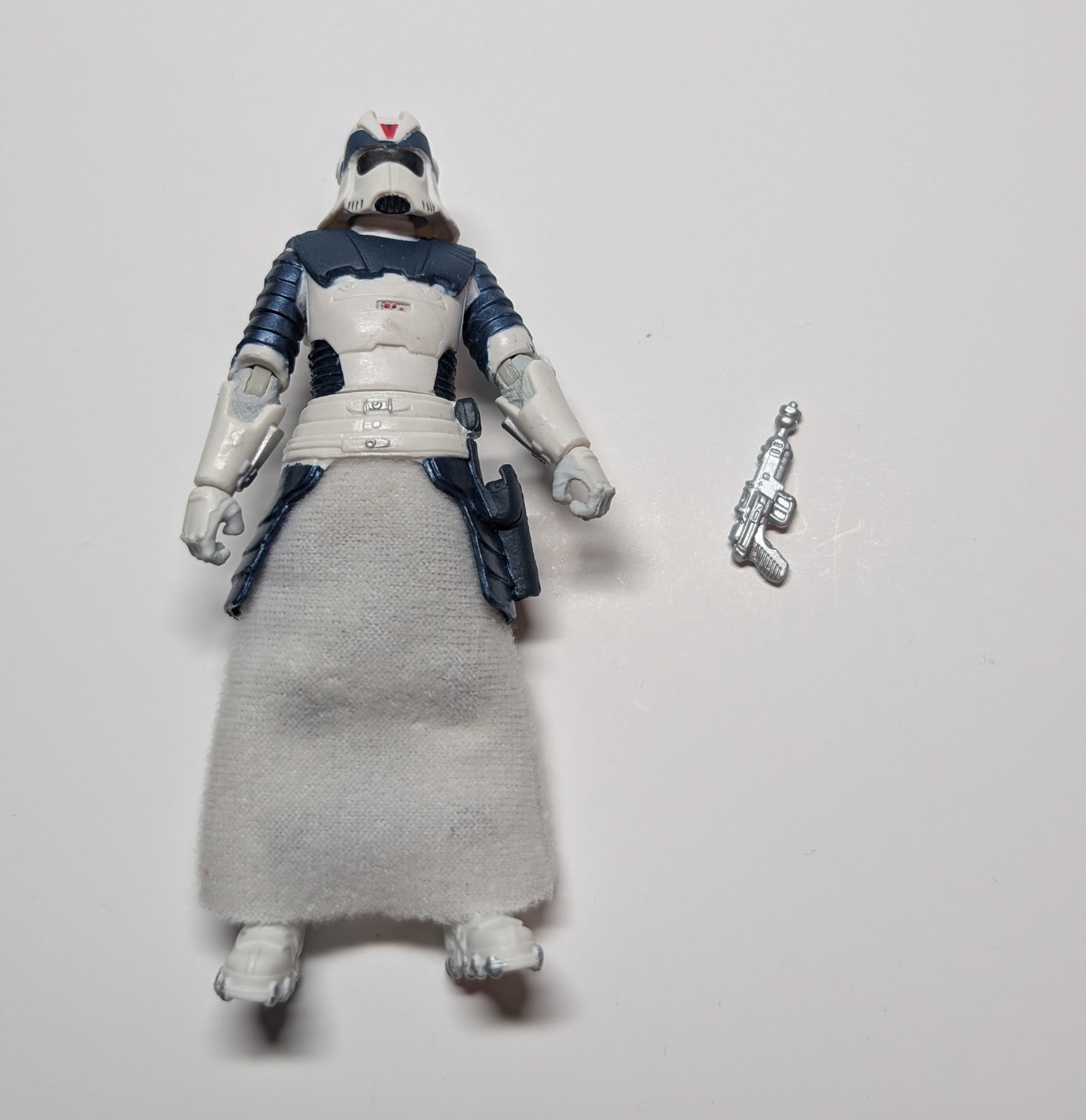 Star Wars Legacy Collection Concept Snowtrooper Figure Loose Complete (T007)